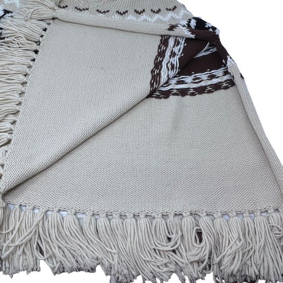 Moda Intl Wool Blend Fair Isle Poncho Shawl Wrap Fringes Size S Beige Black Boho - Picture 12 of 15